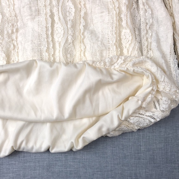 Style & Co Cream Lace Overlay Top Size Small - Picture 5 of 7